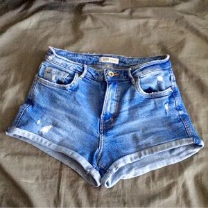 Trafaluc ZARA Jean shorts